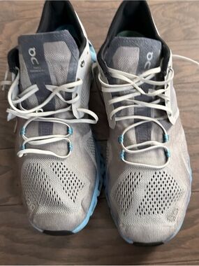 Men’s On Cloud X Training/ Running Athletic  gray Shoe. Size 13